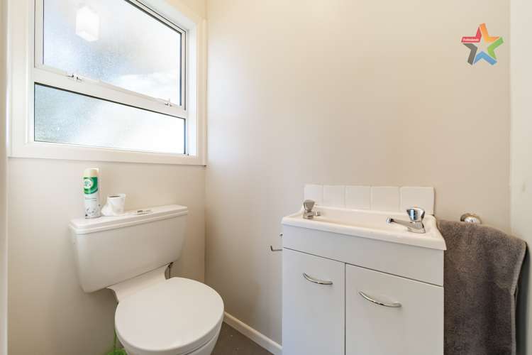 11 Mimihau Grove Wainuiomata_21