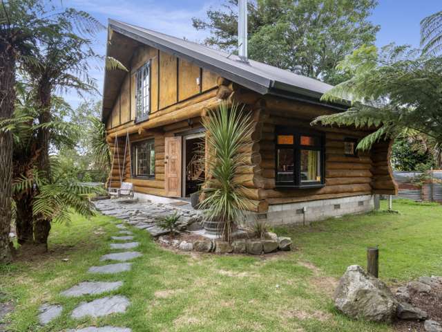 Enchanting log cabin on 1351sqm land