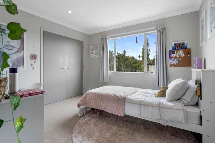 56 Amberwood Drive Northpark_14