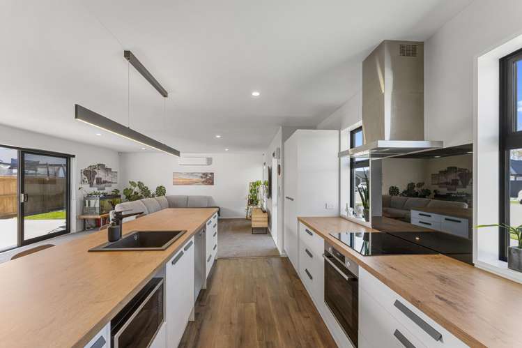 30 McQuillan Avenue Woodend_3