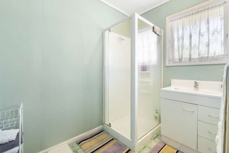 32 Steven Street Mangere East_10