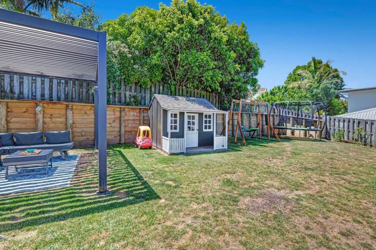 55 Polkinghorne Drive Manly_13