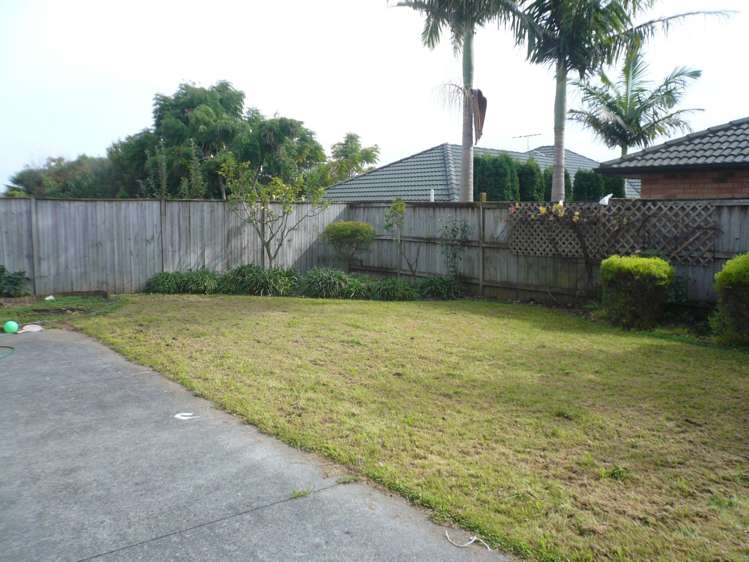 10 Bridgefield Crescent Flat Bush_10