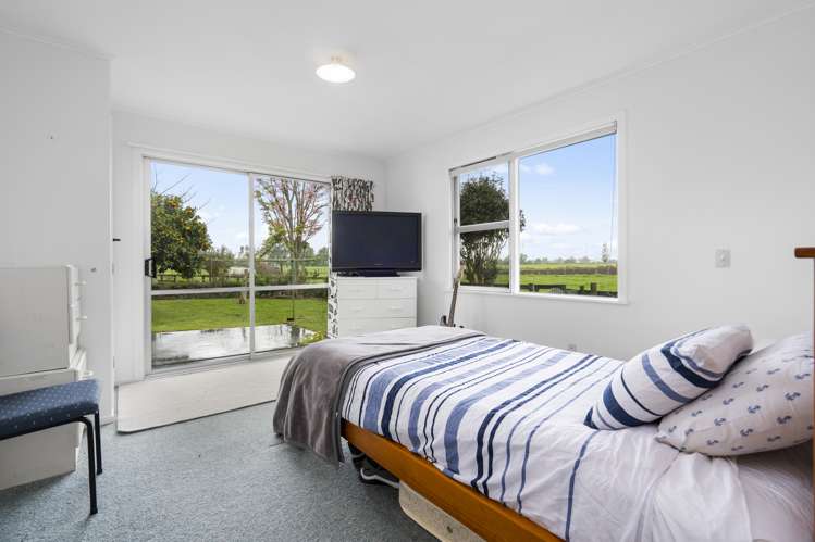 73 Massey Road Rotoorangi_22