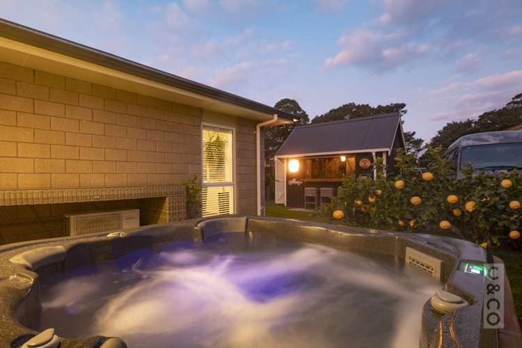 8 Larmer Drive Kumeu_28