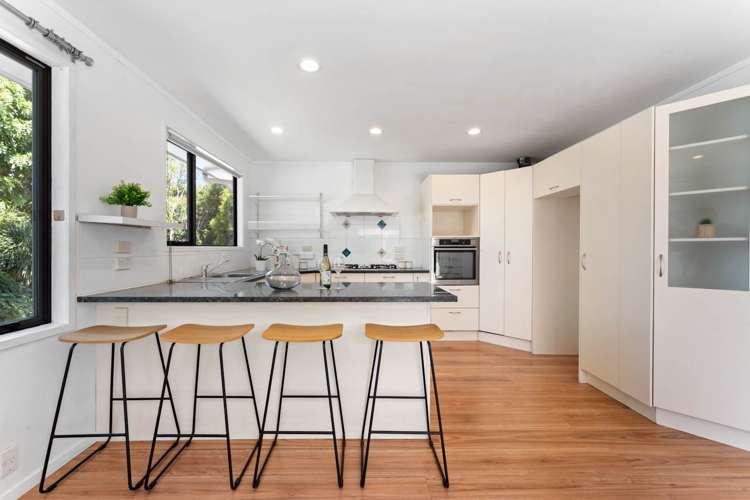 51 Saddleback Rise Murrays Bay_2