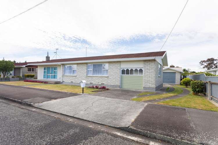 10 Madrid Street Dannevirke_0