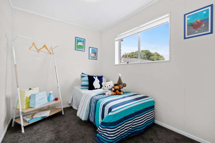 2/40 Blacklock Avenue Henderson_14