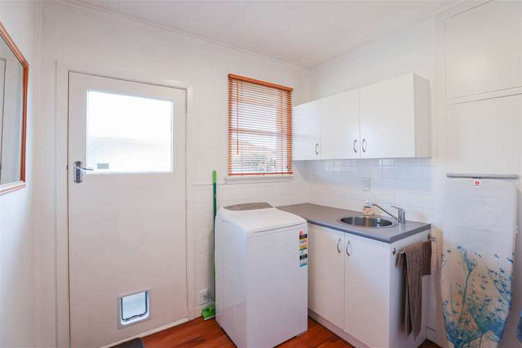 81 Creek Road Allenton_13