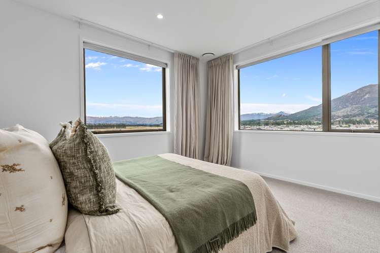 33 Tomtit Crescent Lake Hawea_16