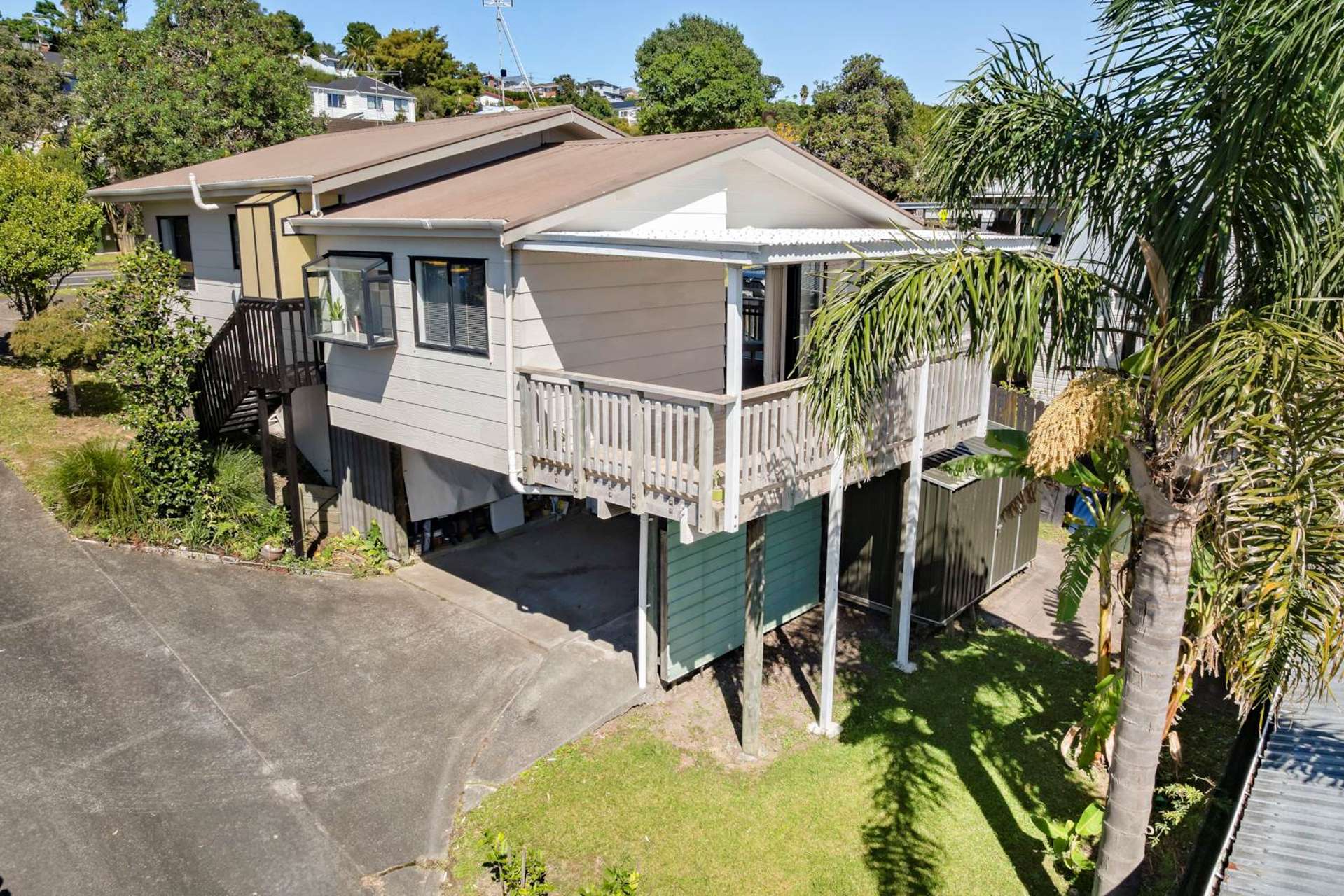 2/62 Trias Road Totara Vale_0