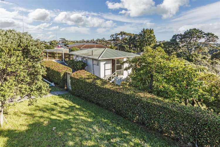 399 Wairau Road Totara Vale_18