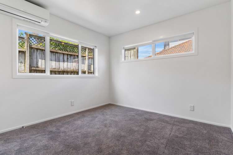 22a Hazel Avenue Mount Roskill_12