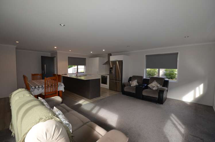 9a Cross Street Drury_4