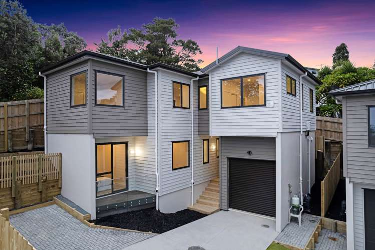 24C Zingaro Place Massey_0