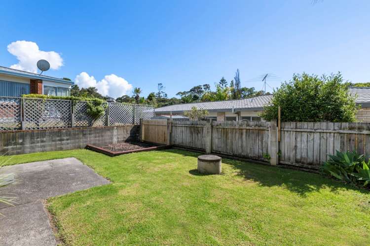 7c Shadon Place Stanmore Bay_13