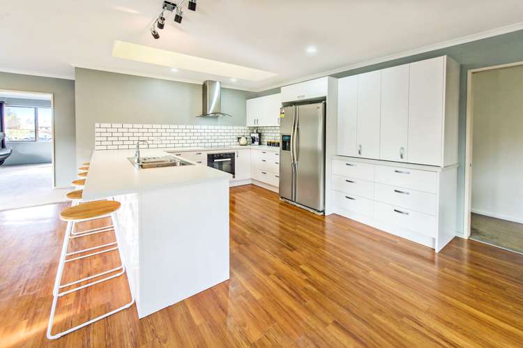 6 Stanwood Grove Darfield_7