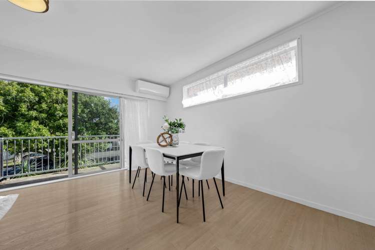 1/4 Preston Avenue Mt Albert_18