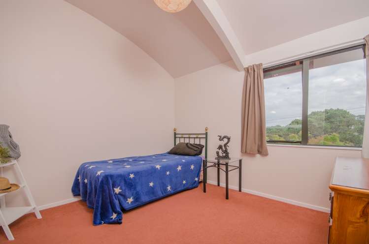 51a Chorley Avenue Massey_12