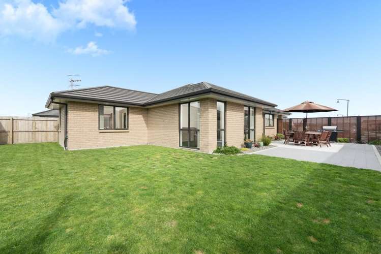 31 Rainey Crescent Papamoa_2