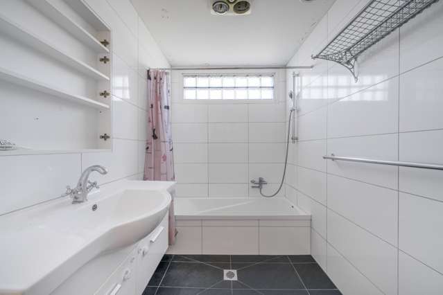 549 Ferry Road Woolston_4