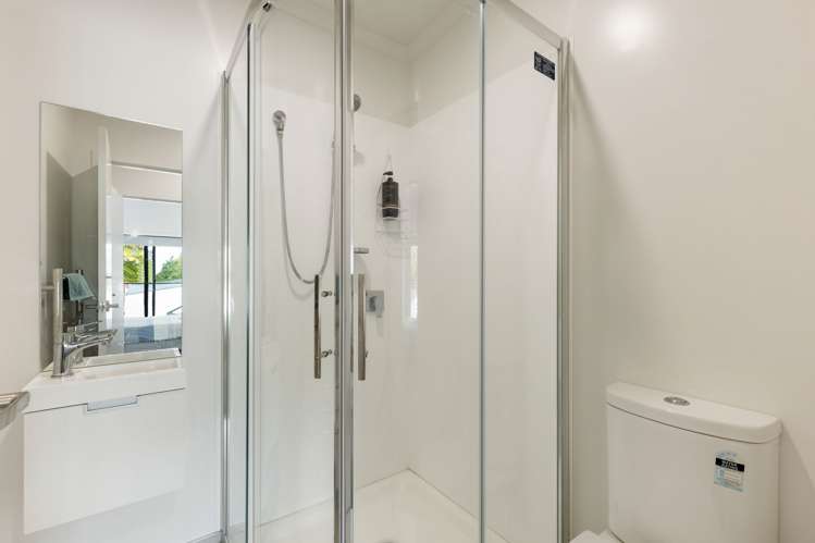 9/13 Vialou Street Hamilton Central_11