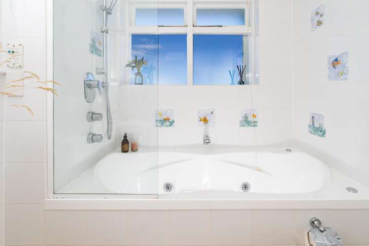 7A/19 Maida Vale Road Roseneath_21