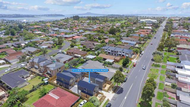 Lot 2/313 Bucklands Beach Road Bucklands Beach_1