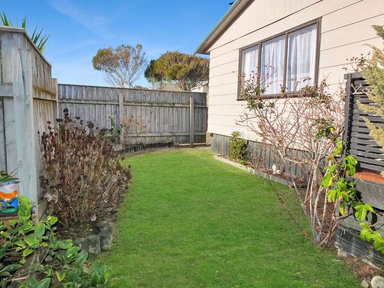 16 Cousins Avenue East Foxton Beach_21