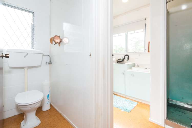 151 Howard Road Orere Point_18