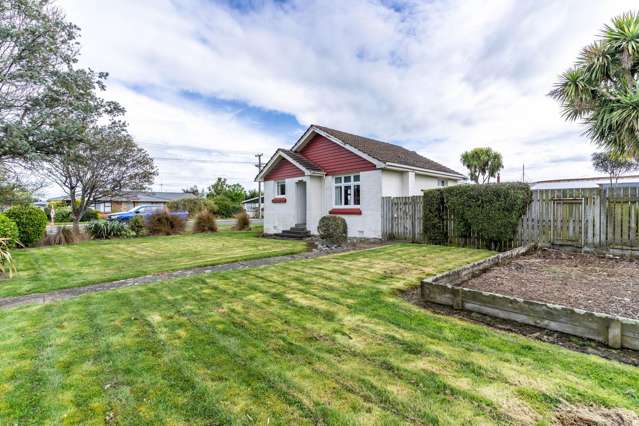 Entry level home with large garage