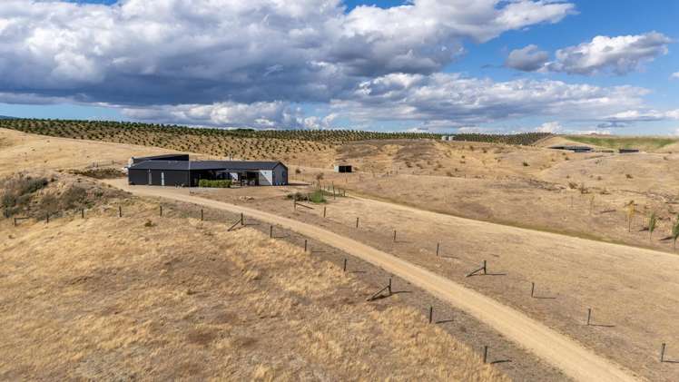 77 Leaning Rock Road Alexandra_24