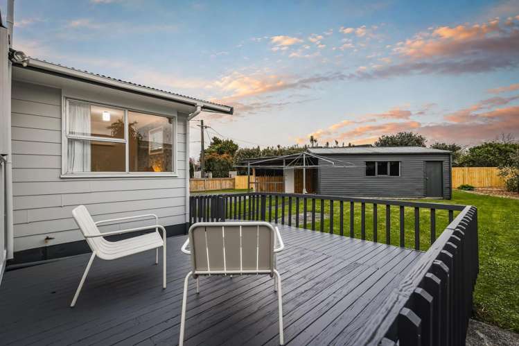 35a Beach Road Te Atatu Peninsula_23