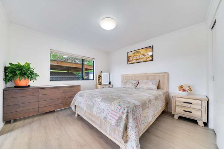 15a Gossamer Drive Pakuranga Heights_9