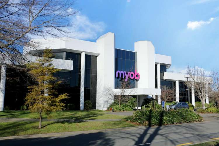 17 Sir William Pickering Drive Burnside_10