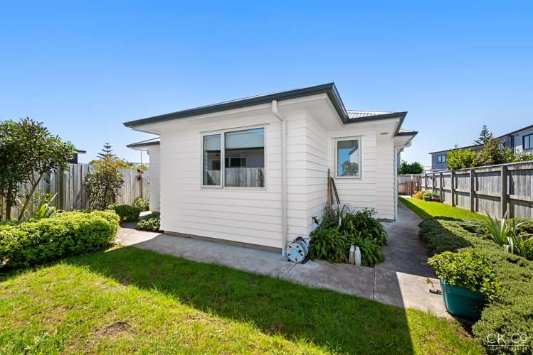 7 Wi Hape Pakau Place Waiwhetu_19