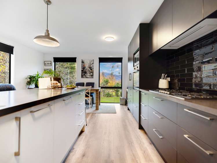 54 Swann Road Cromwell_11