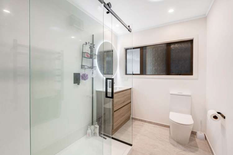 15 Wech Drive Warkworth_10