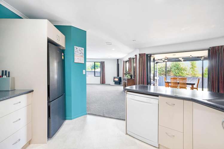 46 Otia Drive Richmond_3