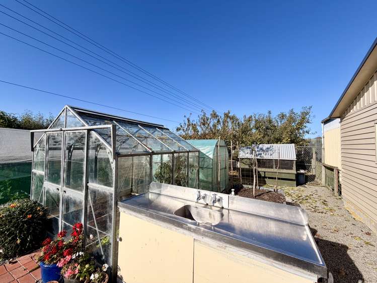 133 Ferry Road Richmond_23