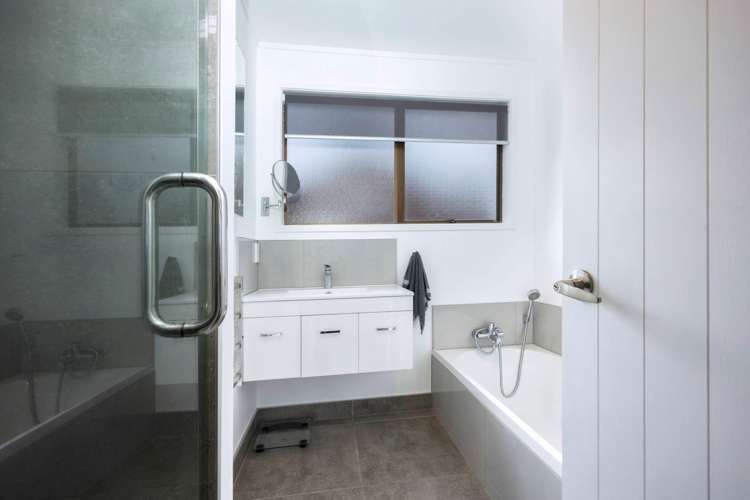 25 Coey Place Glen Eden_11