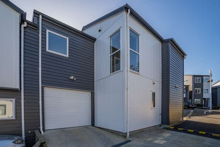 10 Whakawhiti Loop Avondale_2