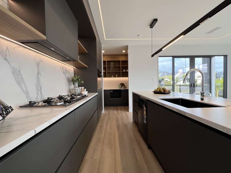 61 Tipu Crescent Milldale_7