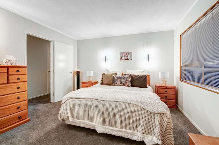 20 Whangaparaoa Road Red Beach_14