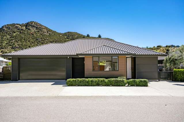 12 Warbler Lane Albert Town_3