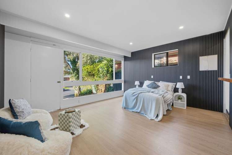21 Lawrence Crescent_5