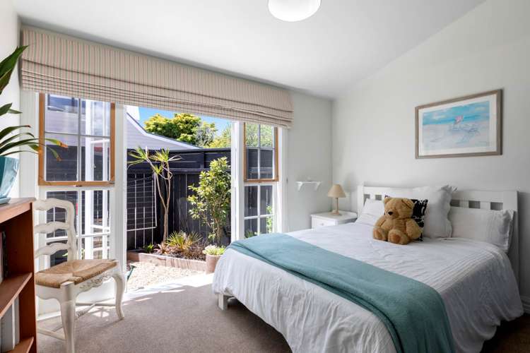 1/6 Lytton Street Devonport_11