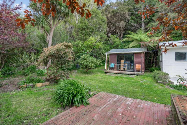 4 Karaka Street Otaki Beach_17