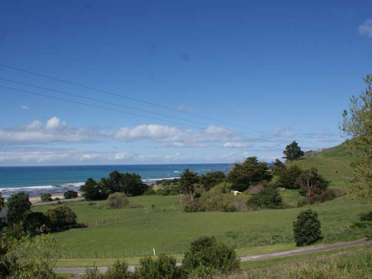 1089 Whangara Road Pouawa_6