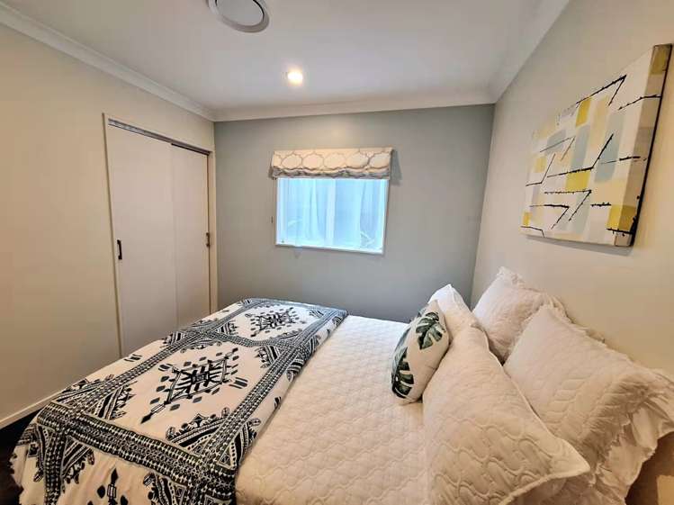 20 Stamford Crescent Flat Bush_14